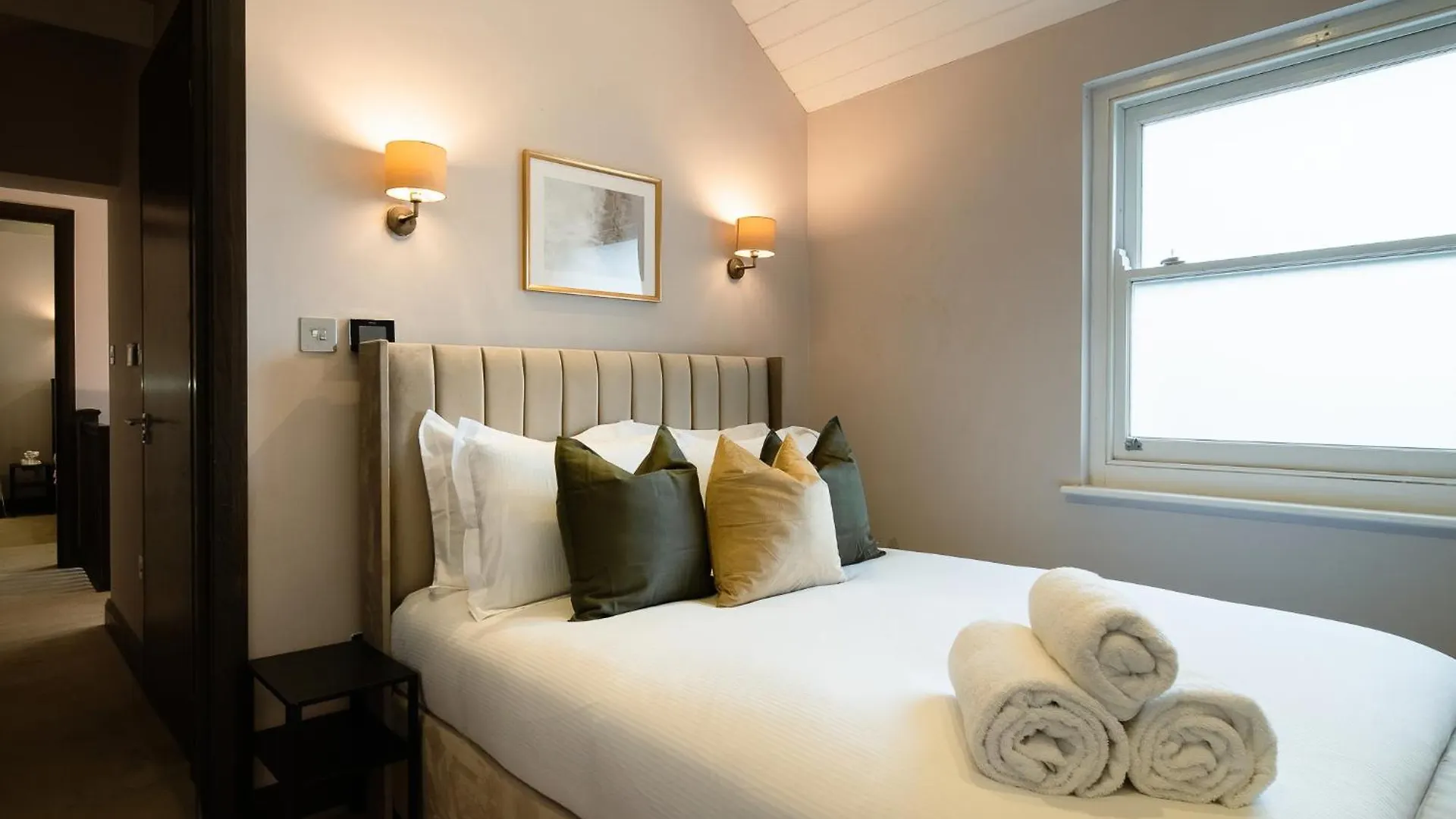 Vila 2Bed House Twickenham With Private Garden 0*,  Velká Británie